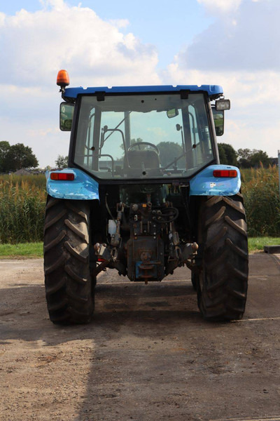 New Holland Ford 6635DT/4 - Трактор: фото 5 New Holland Ford 6635DT/4 - Трактор: фото 5
