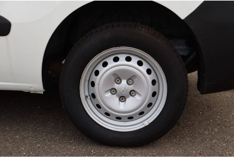 Цельнометаллический фургон Opel Combo: фото 14 Цельнометаллический фургон Opel Combo: фото 14