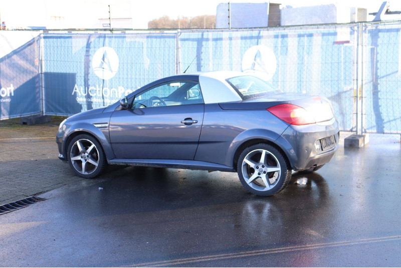 Opel Tigra - Седан: фото 4 Opel Tigra - Седан: фото 4