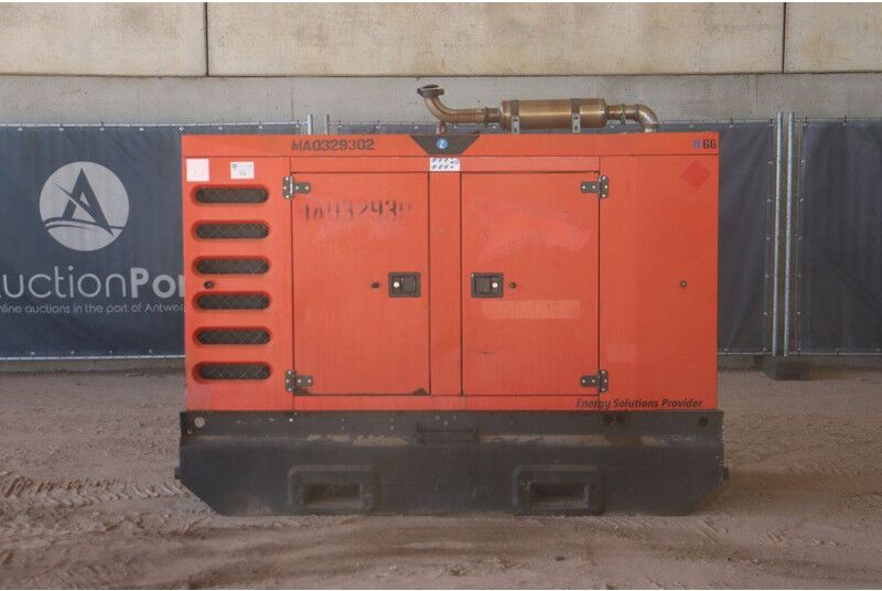 SDMO R66 - Электрогенератор: фото 2 SDMO R66 - Электрогенератор: фото 2