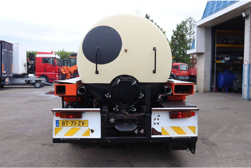 Scania P82 CG13 - Грузовик с закрытым кузовом: фото 4 Scania P82 CG13 - Грузовик с закрытым кузовом: фото 4