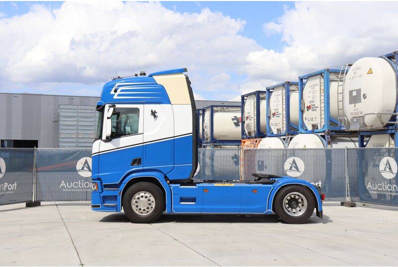 Scania R450 - Грузовик-шасси: фото 2 Scania R450 - Грузовик-шасси: фото 2