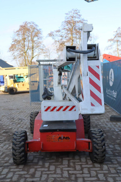 SkyHigh ST 1000 - Коленчатый подъемник: фото 5 SkyHigh ST 1000 - Коленчатый подъемник: фото 5