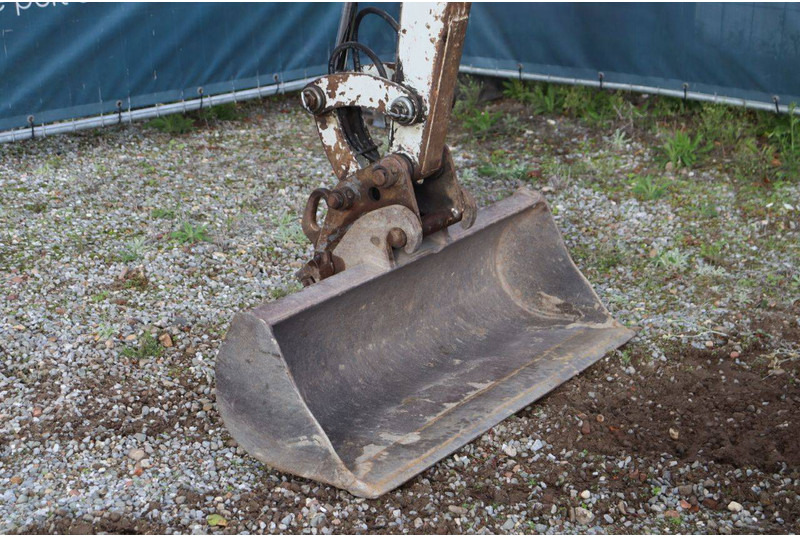 Гусеничный экскаватор Takeuchi TB016: фото 11 Гусеничный экскаватор Takeuchi TB016: фото 11