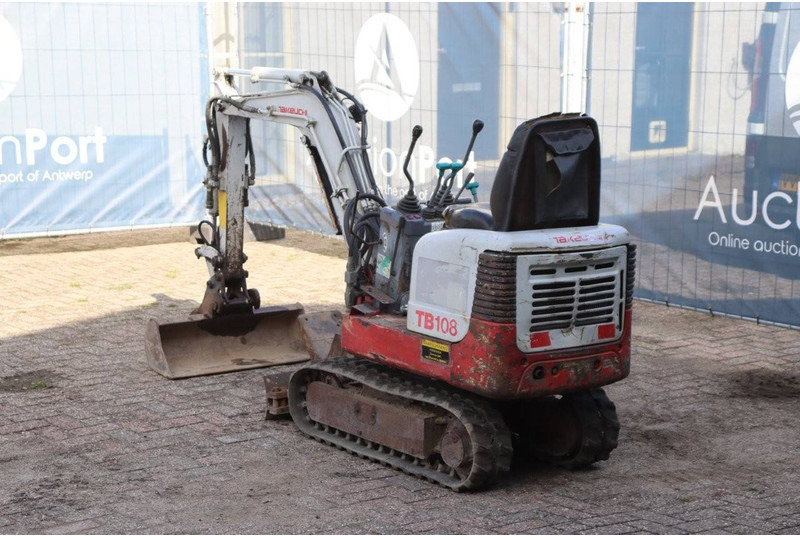 Takeuchi TB108 - Мини-экскаватор: фото 4 Takeuchi TB108 - Мини-экскаватор: фото 4
