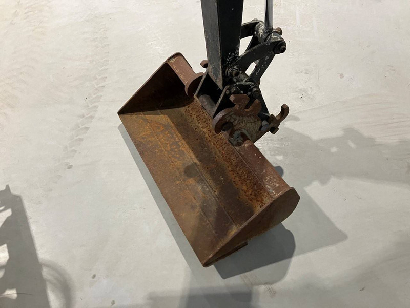 Мини-экскаватор Takeuchi TB108: фото 7 Мини-экскаватор Takeuchi TB108: фото 7