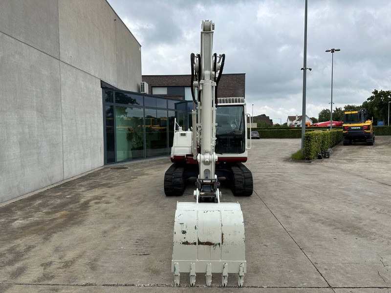 Takeuchi TB175C - Гусеничный экскаватор: фото 2 Takeuchi TB175C - Гусеничный экскаватор: фото 2