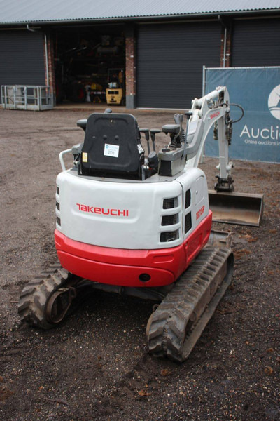 Takeuchi TB215R - Мини-экскаватор: фото 5 Takeuchi TB215R - Мини-экскаватор: фото 5