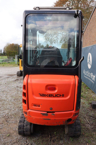 Takeuchi TB216 - Мини-экскаватор: фото 5 Takeuchi TB216 - Мини-экскаватор: фото 5