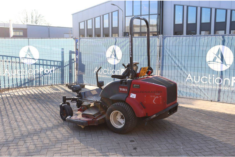 Toro GROUNDSMASTER 7210 - Газонокосилка: фото 4 Toro GROUNDSMASTER 7210 - Газонокосилка: фото 4