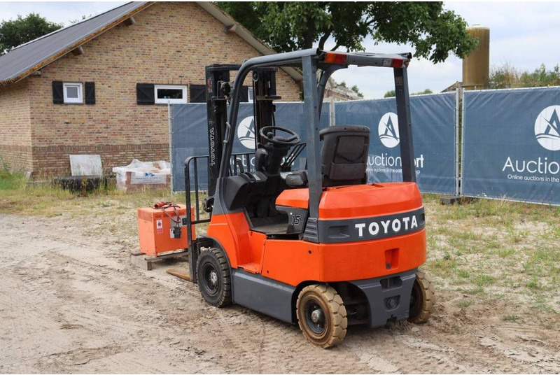 Toyota 7 FBH 15 - Электропогрузчик: фото 4 Toyota 7 FBH 15 - Электропогрузчик: фото 4