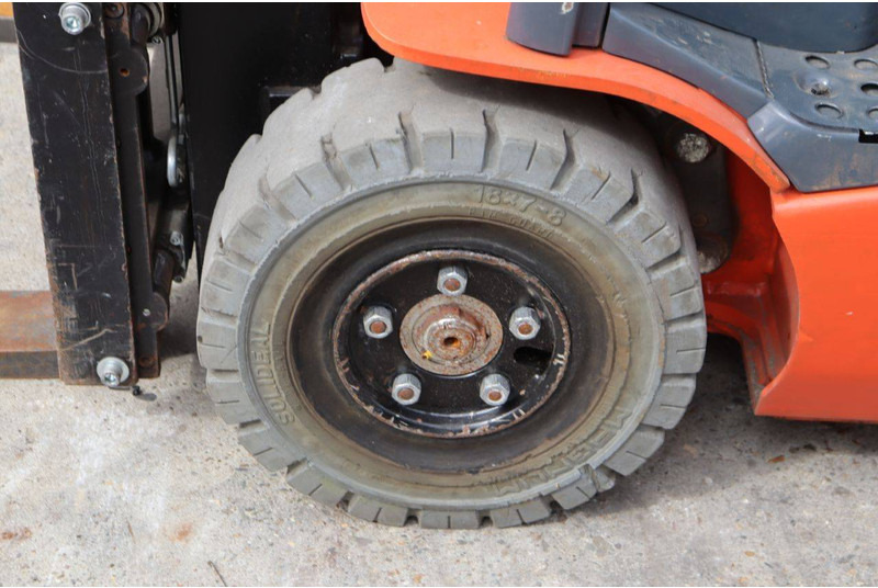 Электропогрузчик Toyota 8FBEK18T: фото 14