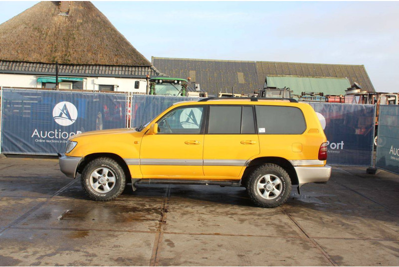 Toyota Land Cruiser - Внедорожник: фото 2 Toyota Land Cruiser - Внедорожник: фото 2