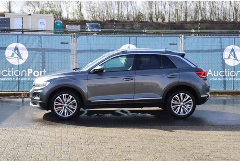 Volkswagen T-Roc - Внедорожник: фото 1 Volkswagen T-Roc - Внедорожник: фото 1