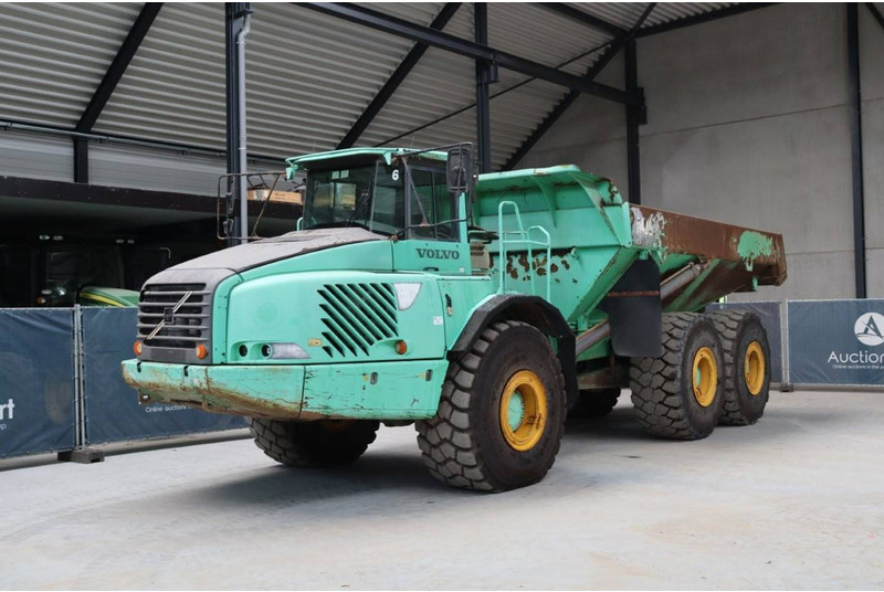Внедорожный самосвал Volvo A40D: фото 9