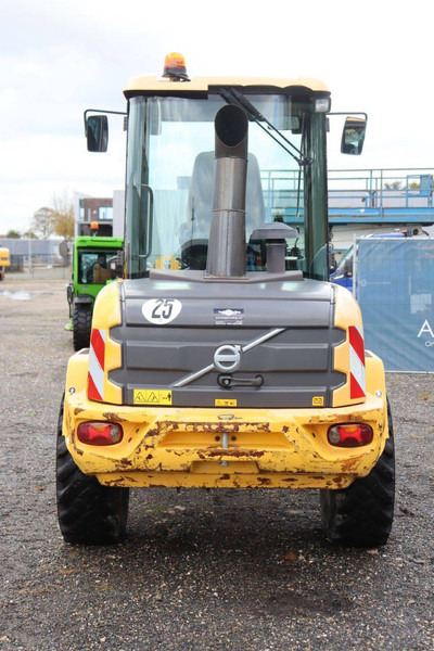 Volvo L30G - Колёсный погрузчик: фото 5 Volvo L30G - Колёсный погрузчик: фото 5