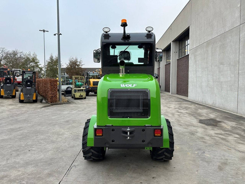 WOLF Mini 780T - Колёсный погрузчик: фото 5 WOLF Mini 780T - Колёсный погрузчик: фото 5