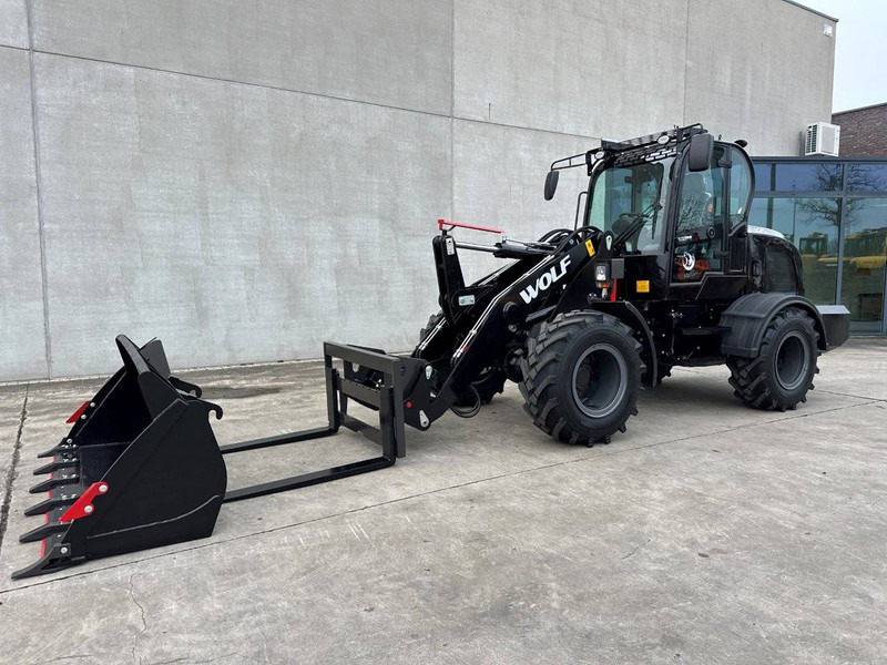 WOLF WL825 - Колёсный погрузчик: фото 1 WOLF WL825 - Колёсный погрузчик: фото 1