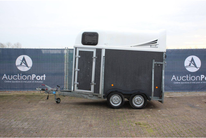 Weijer W2000F - Прицеп-коневоз: фото 2 Weijer W2000F - Прицеп-коневоз: фото 2