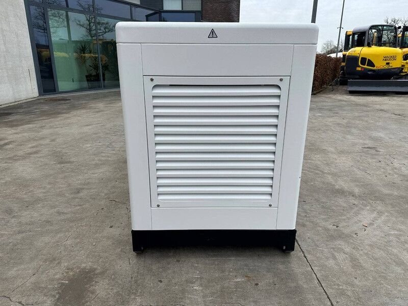Compal power VG-R100 - Электрогенератор: фото 3 Compal power VG-R100 - Электрогенератор: фото 3