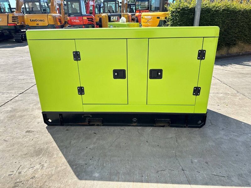 Compal power VG-R30 - Электрогенератор: фото 5 Compal power VG-R30 - Электрогенератор: фото 5