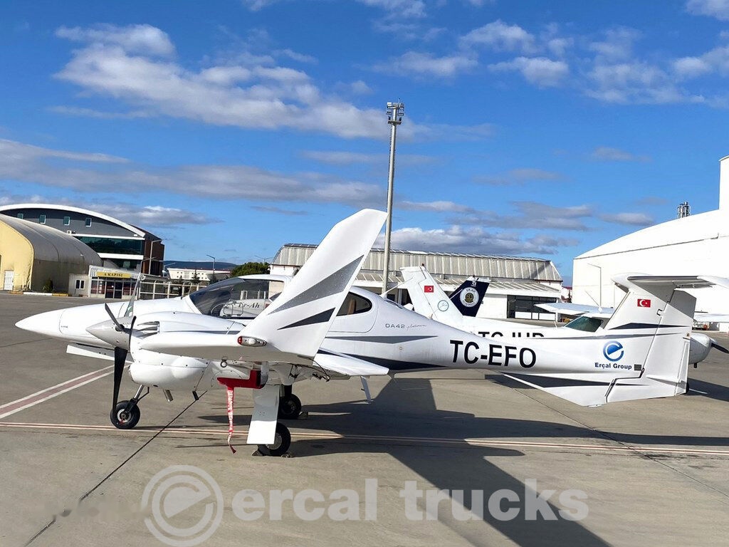 2008 Diamond DA42 Twin Star-Airplane - Аэродромная техника: фото 3 2008 Diamond DA42 Twin Star-Airplane - Аэродромная техника: фото 3