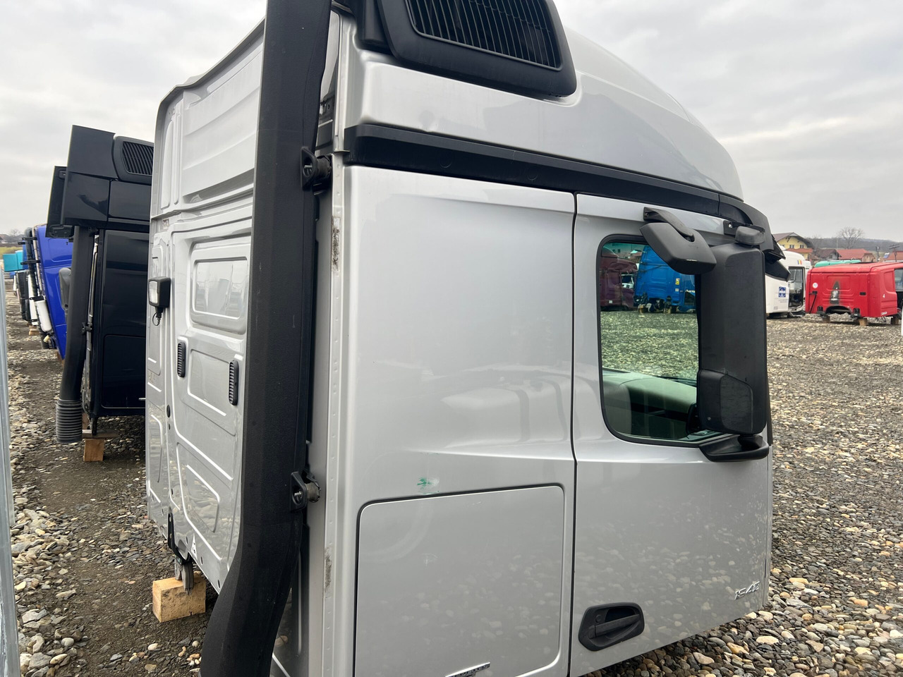 CABINA MERCEDES ACTROS MP4 STREAMSPACE 2.5 - Кабина для Грузовиков: фото 5 CABINA MERCEDES ACTROS MP4 STREAMSPACE 2.5 - Кабина для Грузовиков: фото 5