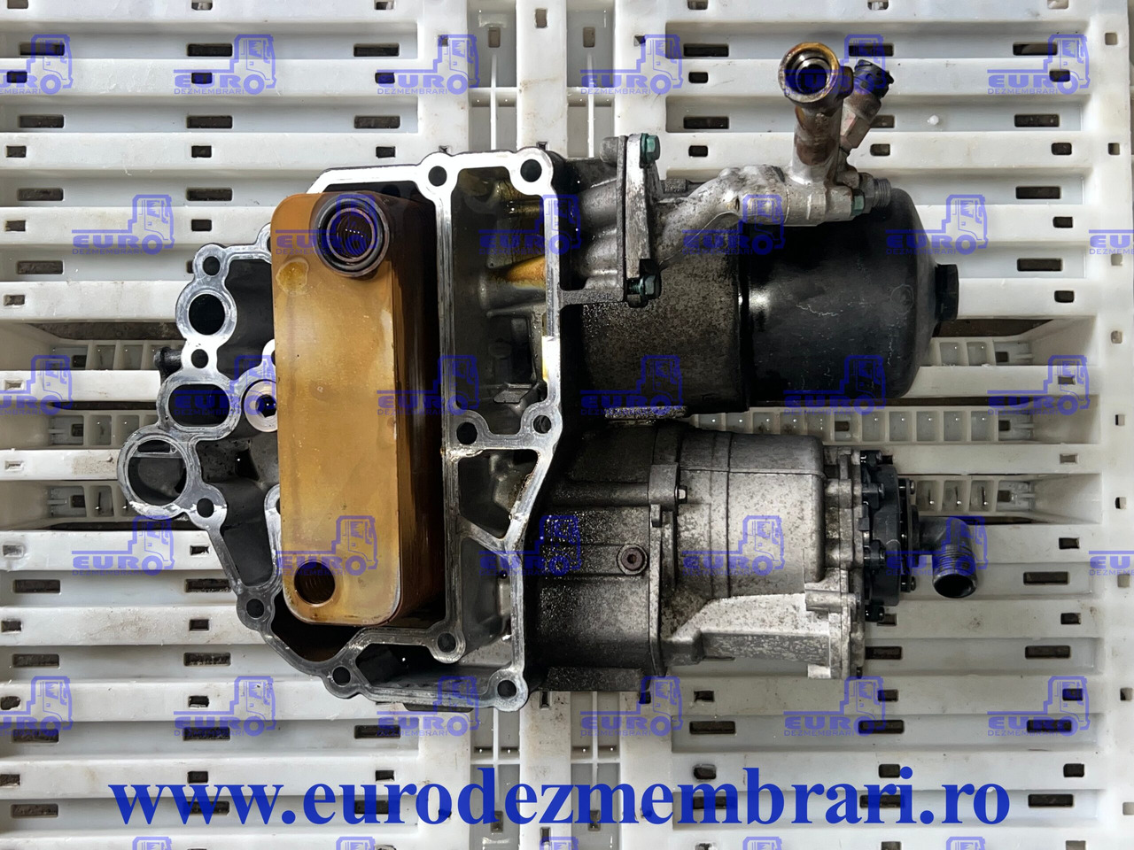 CARCASA FILTRU ULEI + TERMOFLOT + FILTRU CENTRIFUGAL MAN TGX D3876 51.05000.7176, 51.05601.7182, 51.01804.7052 - Масляный фильтр для Грузовиков: фото 1 CARCASA FILTRU ULEI + TERMOFLOT + FILTRU CENTRIFUGAL MAN TGX D3876 51.05000.7176, 51.05601.7182, 51.01804.7052 - Масляный фильтр для Грузовиков: фото 1