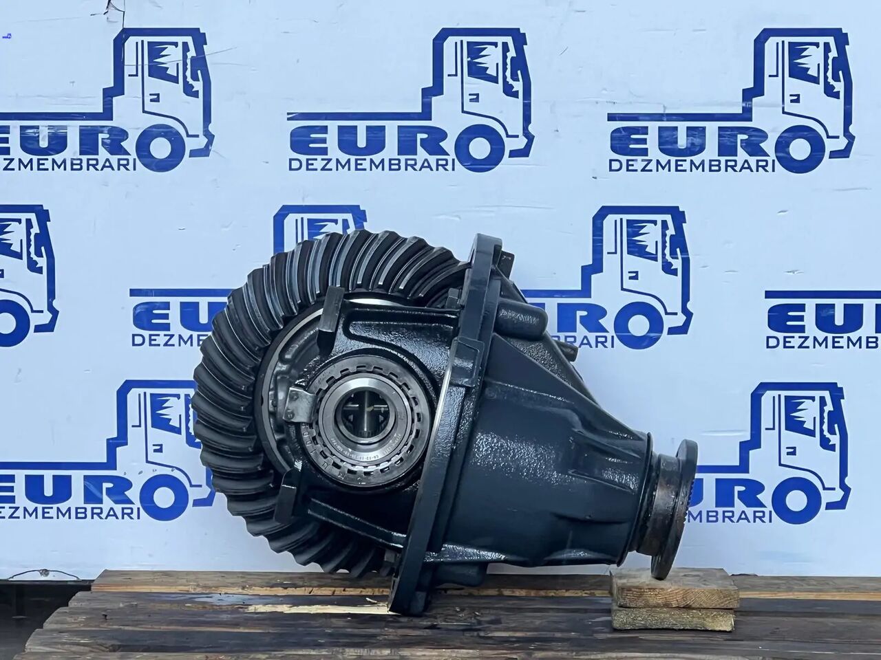 DIFERENTIAL IVECO R=1/247 R=2.47 - Дифференциал для Грузовиков: фото 1 DIFERENTIAL IVECO R=1/247 R=2.47 - Дифференциал для Грузовиков: фото 1