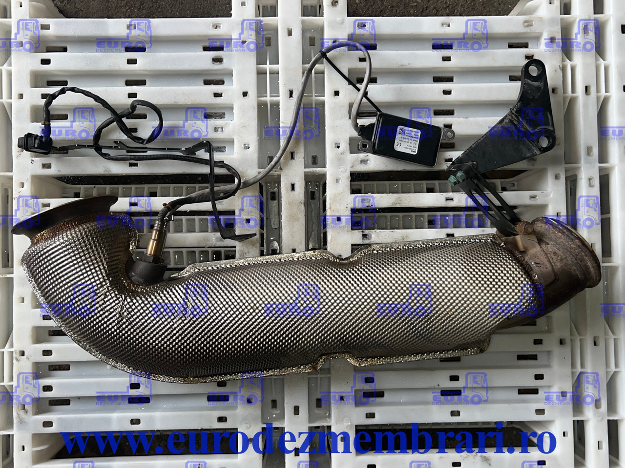 GALERIE EVACUARE + SENZOR NOXE MAN TGX D3876 51.15201.5355, 51.15201.5356, 51.15201.5334, 51.15201.5309, 51.15201.5327, 51.15408.0019, 51.15408.0012 - Выпускной коллектор для Грузовиков: фото 1 GALERIE EVACUARE + SENZOR NOXE MAN TGX D3876 51.15201.5355, 51.15201.5356, 51.15201.5334, 51.15201.5309, 51.15201.5327, 51.15408.0019, 51.15408.0012 - Выпускной коллектор для Грузовиков: фото 1