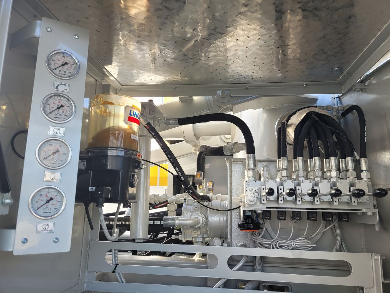 MERCEDES-BENZ New BMS BLP 14-09 on chassis - Автобетононасос: фото 3 MERCEDES-BENZ New BMS BLP 14-09 on chassis - Автобетононасос: фото 3