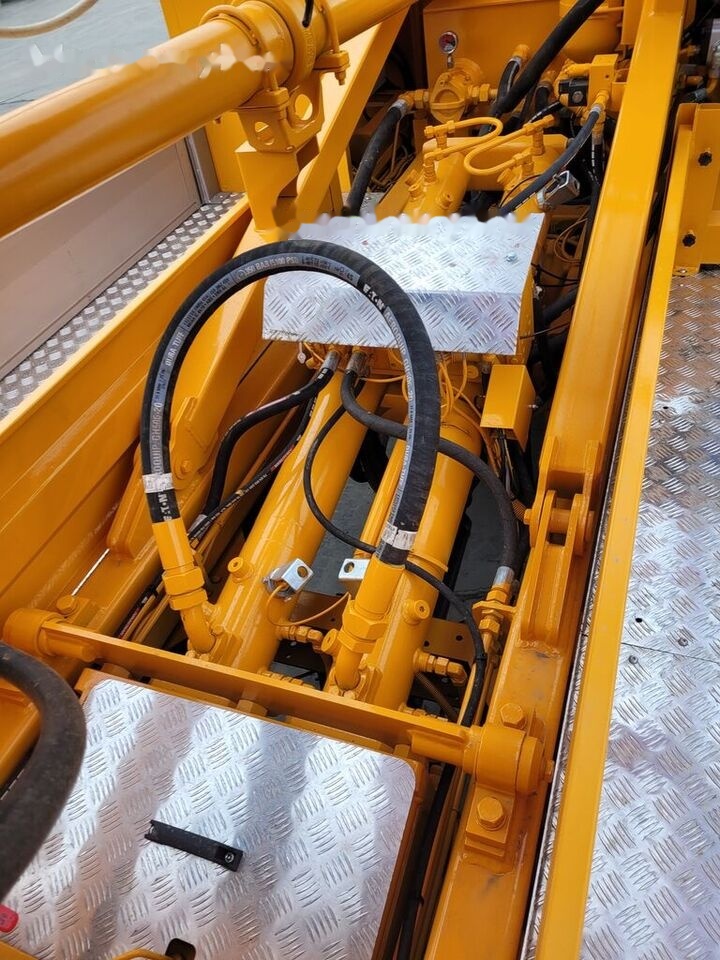 Новый Автобетононасос Mercedes-Benz New BMS BCP M22 ZX-4 on chassis: фото 20 Новый Автобетононасос Mercedes-Benz New BMS BCP M22 ZX-4 on chassis: фото 20