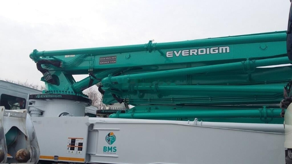 Mercedes-Benz New Everdigm ECP 42 CX 5 ECP 42 CX5 on chassis - Автобетононасос: фото 5 Mercedes-Benz New Everdigm ECP 42 CX 5 ECP 42 CX5 on chassis - Автобетононасос: фото 5