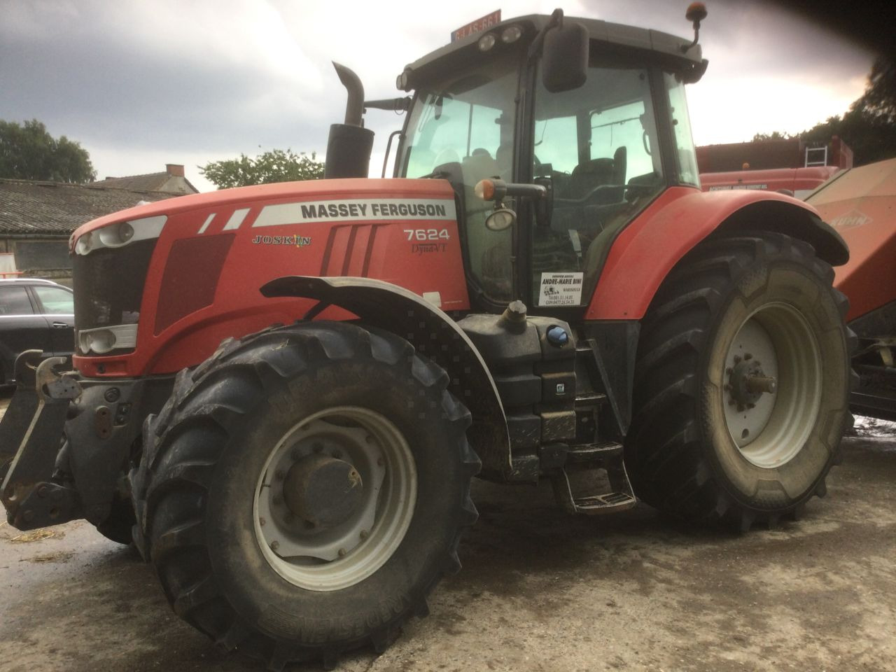 Massey Ferguson 7624 DYNA VT - Трактор: фото 1 Massey Ferguson 7624 DYNA VT - Трактор: фото 1