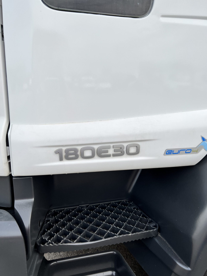 IVECO 300 EN CHASIS - Грузовик-шасси: фото 4 IVECO 300 EN CHASIS - Грузовик-шасси: фото 4