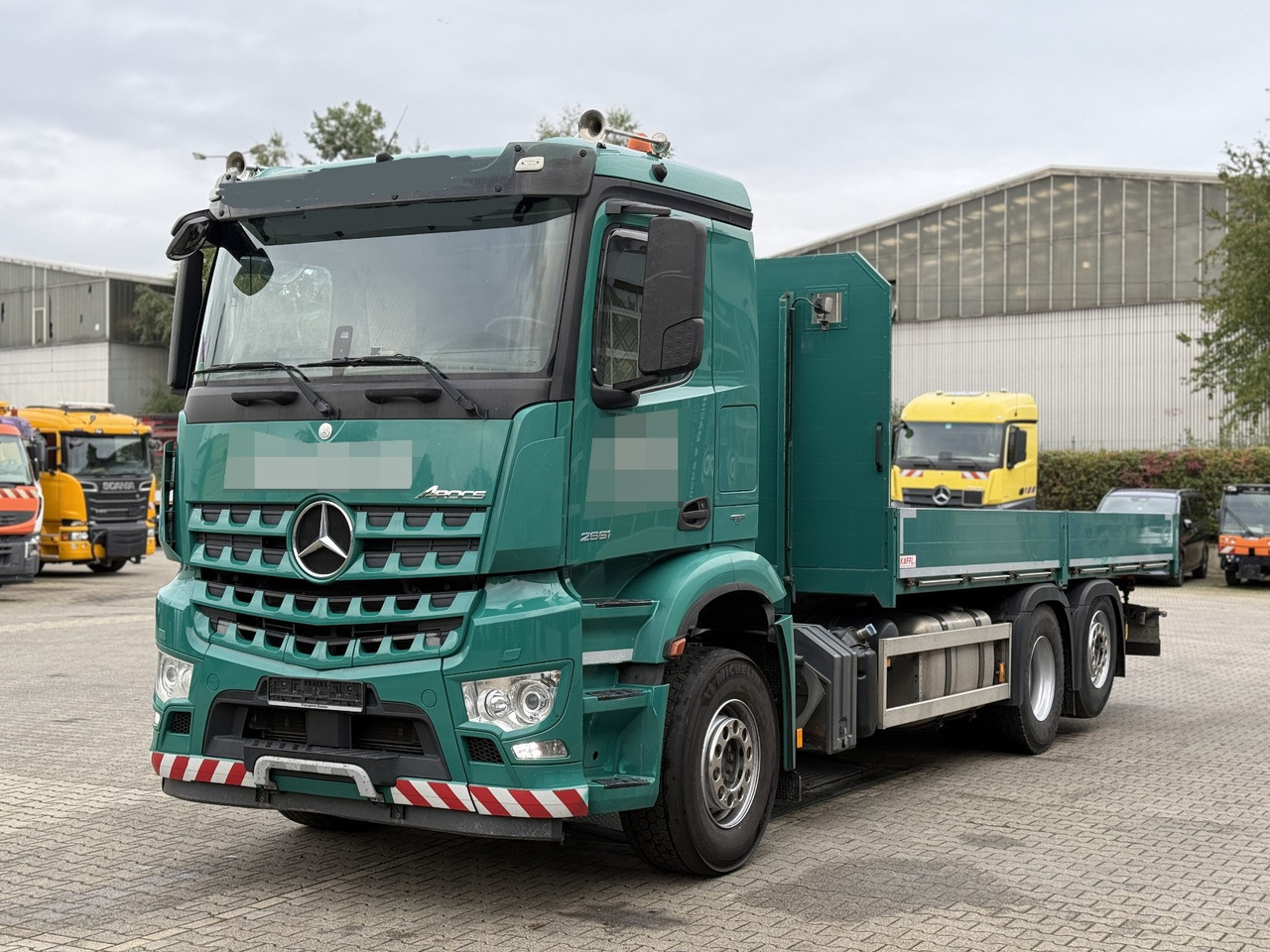 MERCEDES 2651 CON RETARDER - Грузовик бортовой/ Платформа: фото 1 MERCEDES 2651 CON RETARDER - Грузовик бортовой/ Платформа: фото 1