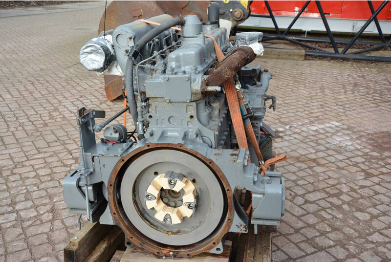 Hino EM100 engine complete - Двигатель для Строительной техники: фото 3 Hino EM100 engine complete - Двигатель для Строительной техники: фото 3