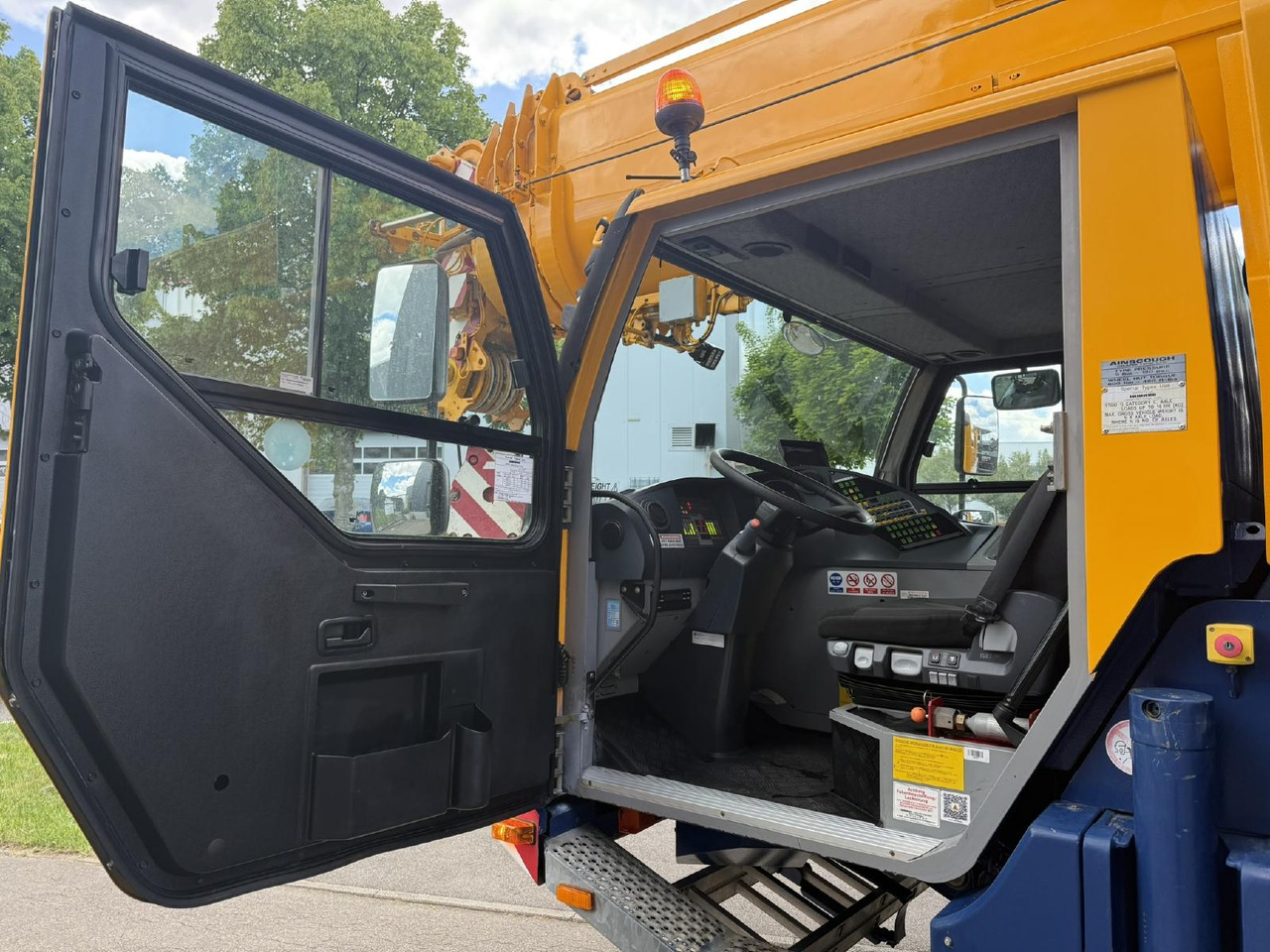 Liebherr LTM 1055-3.1 (05 - 055 855) | 6 x 6 лизинг Liebherr LTM 1055-3.1 (05 - 055 855) | 6 x 6: фото 11