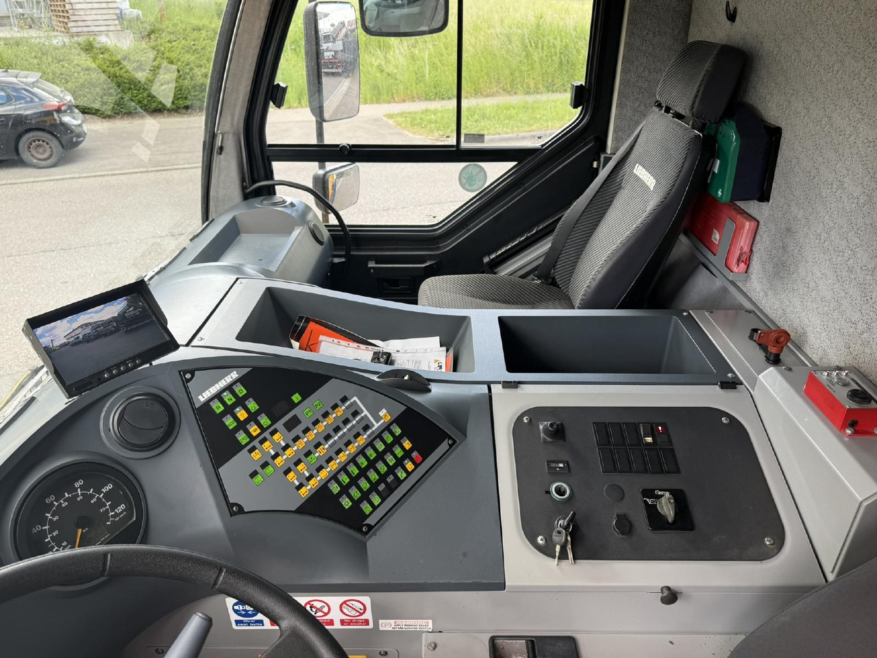 Liebherr LTM 1055-3.1 (05 - 055 855) | 6 x 6 лизинг Liebherr LTM 1055-3.1 (05 - 055 855) | 6 x 6: фото 14