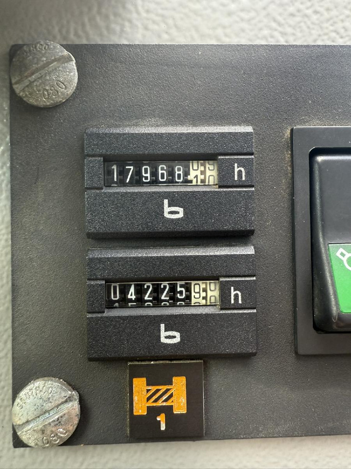 Liebherr LTM 1055-3.1 (05 - 055 855) | 6 x 6 лизинг Liebherr LTM 1055-3.1 (05 - 055 855) | 6 x 6: фото 27