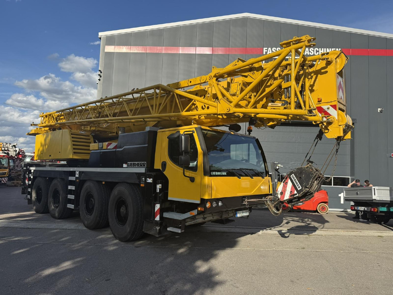 Liebherr LTM 1090-4.1 (2012 - 062 321) | 8 x 8 | LICCON 2 - Мобильный кран: фото 1 Liebherr LTM 1090-4.1 (2012 - 062 321) | 8 x 8 | LICCON 2 - Мобильный кран: фото 1