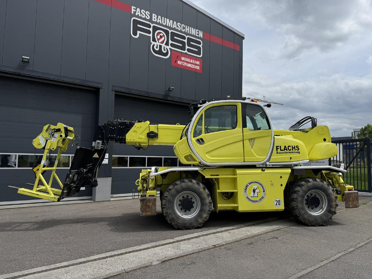 Manitou MRT 2150 Privilege + | Winde | Funk etc. - Телескопический погрузчик: фото 1 Manitou MRT 2150 Privilege + | Winde | Funk etc. - Телескопический погрузчик: фото 1