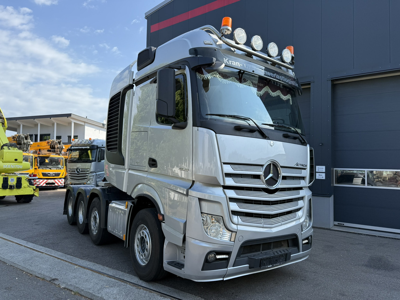 Mercedes-Benz 2015 Actros 4158 SLT 8x4 (ZGG 155 t) - Тягач: фото 1 Mercedes-Benz 2015 Actros 4158 SLT 8x4 (ZGG 155 t) - Тягач: фото 1