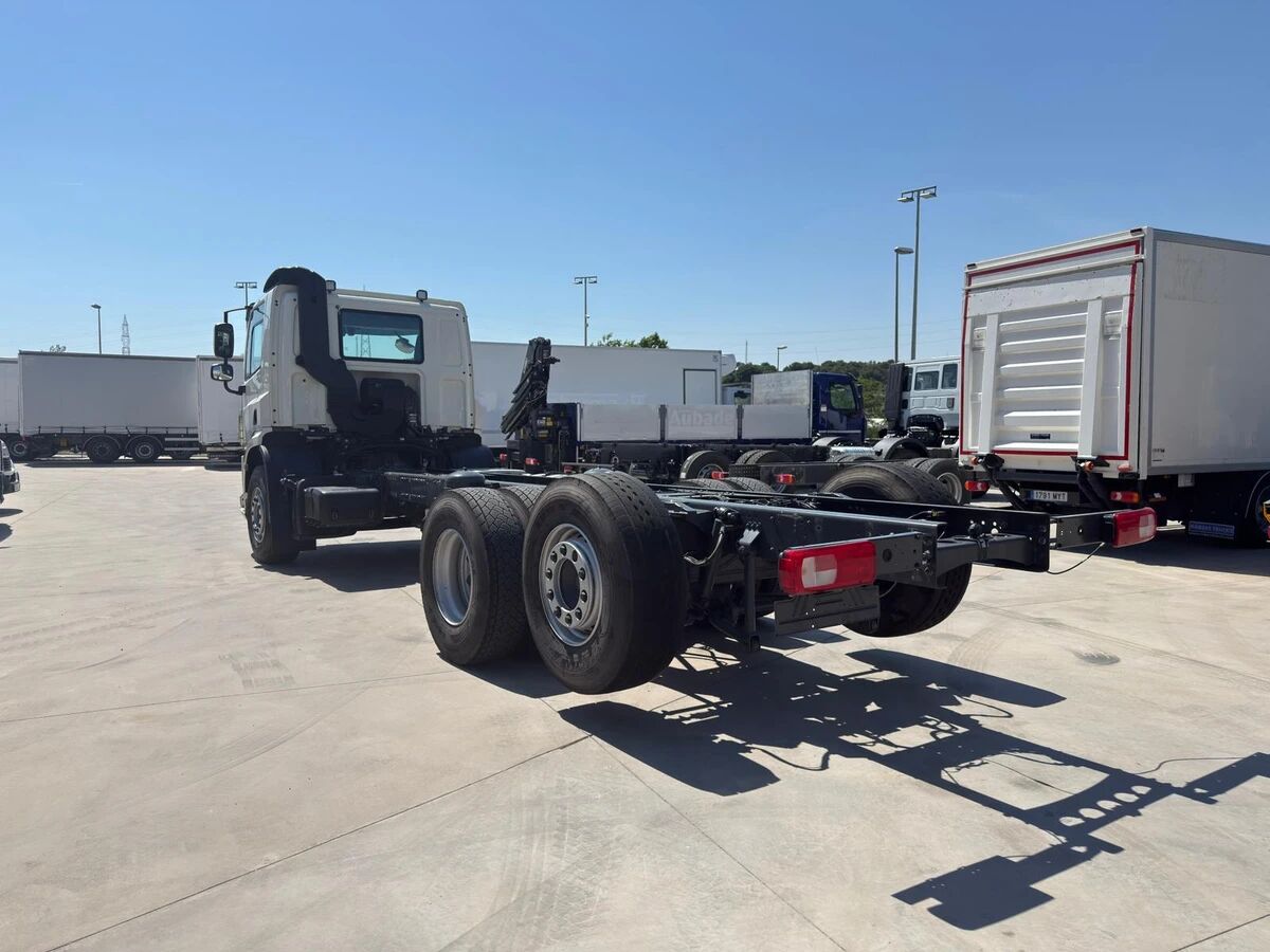 DAF CF370 - Грузовик-шасси: фото 3 DAF CF370 - Грузовик-шасси: фото 3