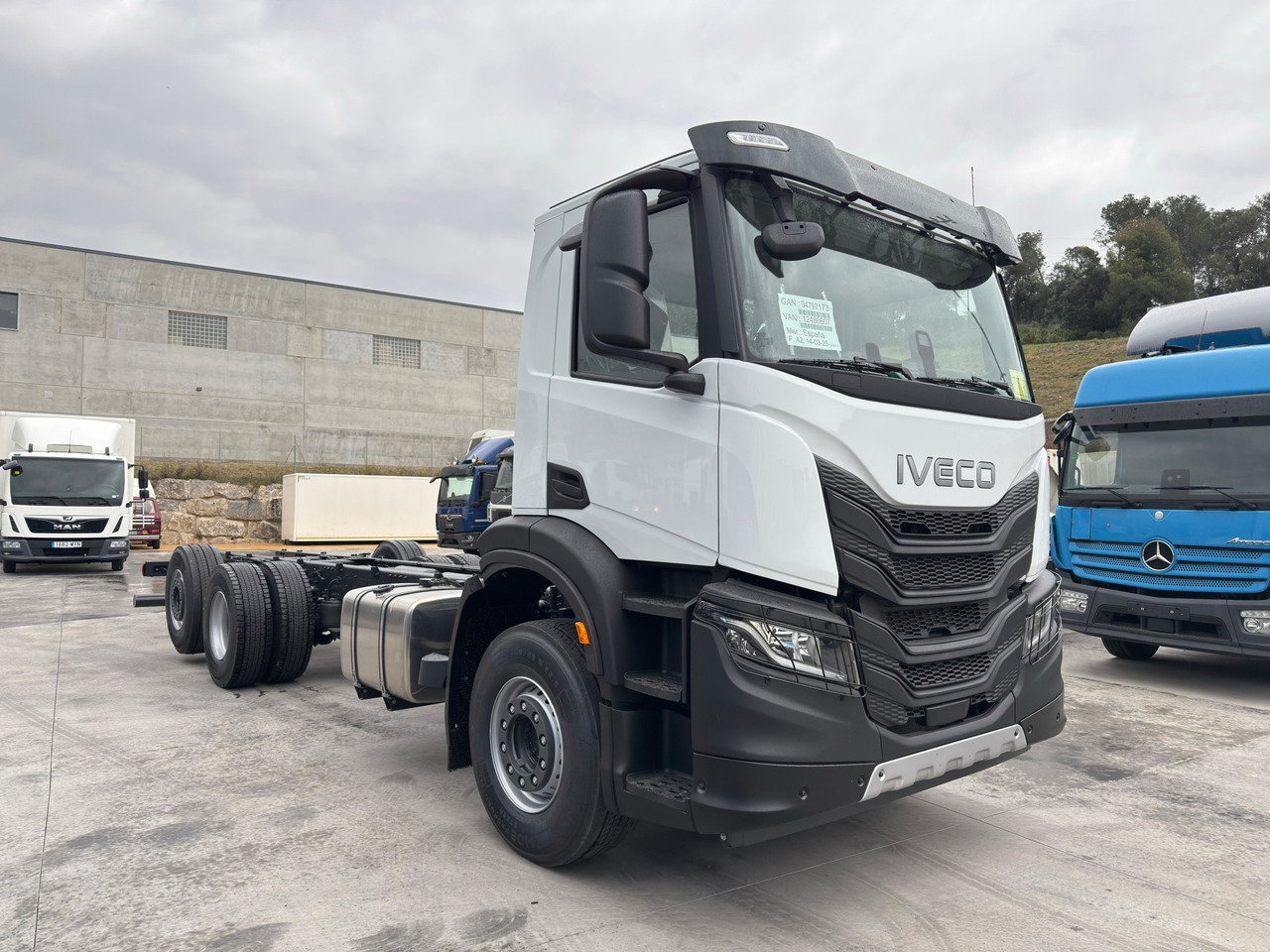 IVECO AD280X46 YPS ON X-Way E6 (Chassis) - Грузовик-шасси: фото 2 IVECO AD280X46 YPS ON X-Way E6 (Chassis) - Грузовик-шасси: фото 2