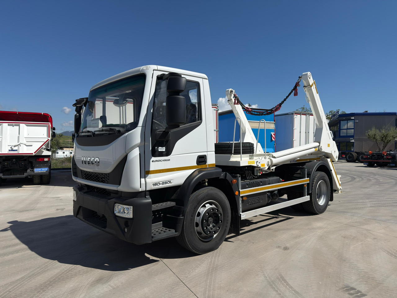 IVECO ML190E28L Eurocargo E6 (Track Equipment) - Портальный бункеровоз: фото 1 IVECO ML190E28L Eurocargo E6 (Track Equipment) - Портальный бункеровоз: фото 1