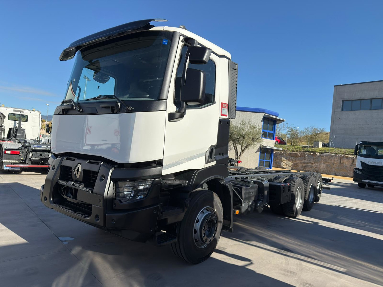 RENAULT C460 E6 (Chassis) - Грузовик-шасси: фото 1 RENAULT C460 E6 (Chassis) - Грузовик-шасси: фото 1