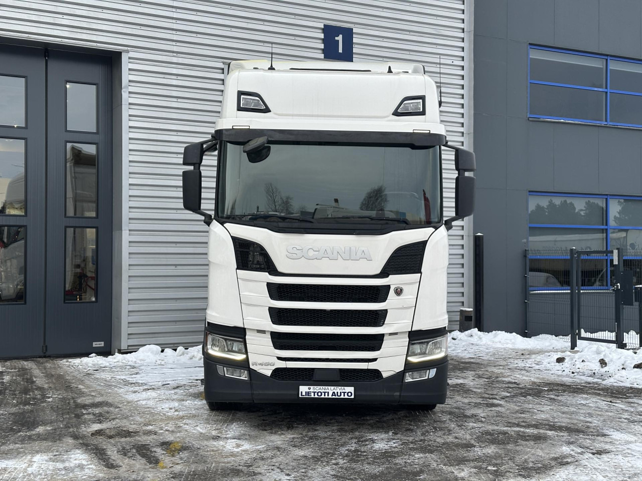 SCANIA R 450 A4x2LB - Тягач: фото 3 SCANIA R 450 A4x2LB - Тягач: фото 3