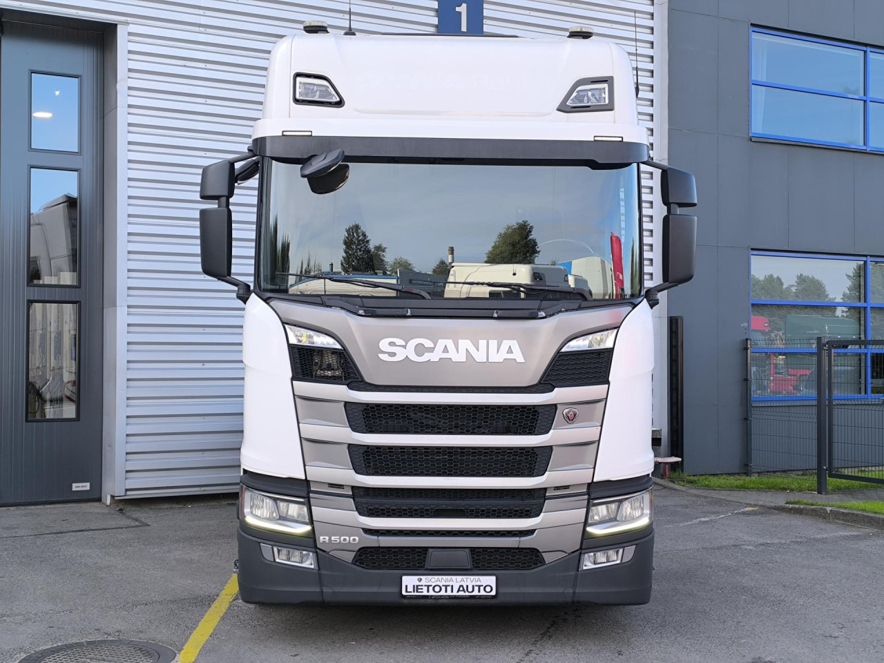 SCANIA R 500 A6x2NB - Тягач: фото 3 SCANIA R 500 A6x2NB - Тягач: фото 3