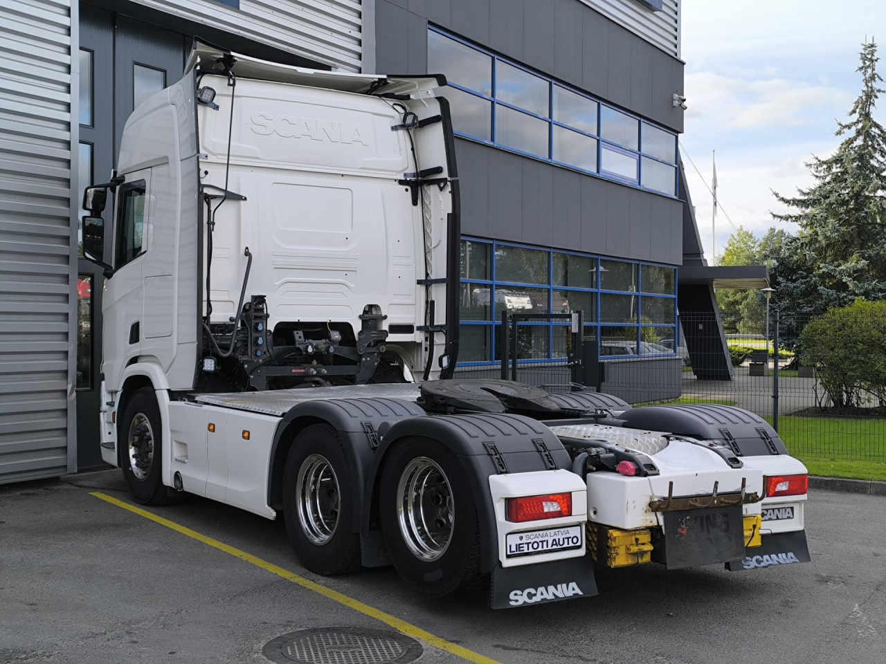 SCANIA R 500 A6x2NB - Тягач: фото 5 SCANIA R 500 A6x2NB - Тягач: фото 5